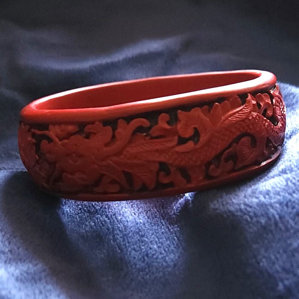 Vintage Dragon Carved Cinnabar Bracelet Deep Red & Black